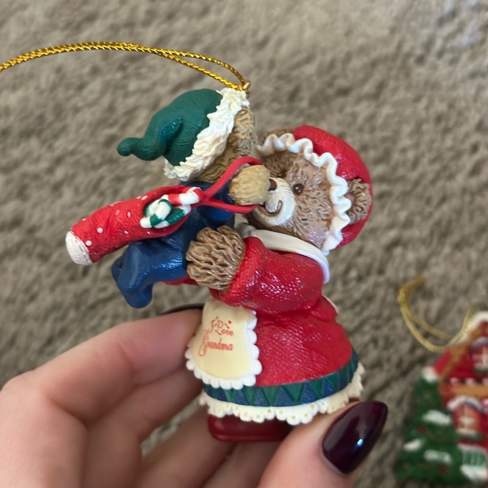 Vintage Festive Christmas Ornaments Lot - Picture 4 of 6